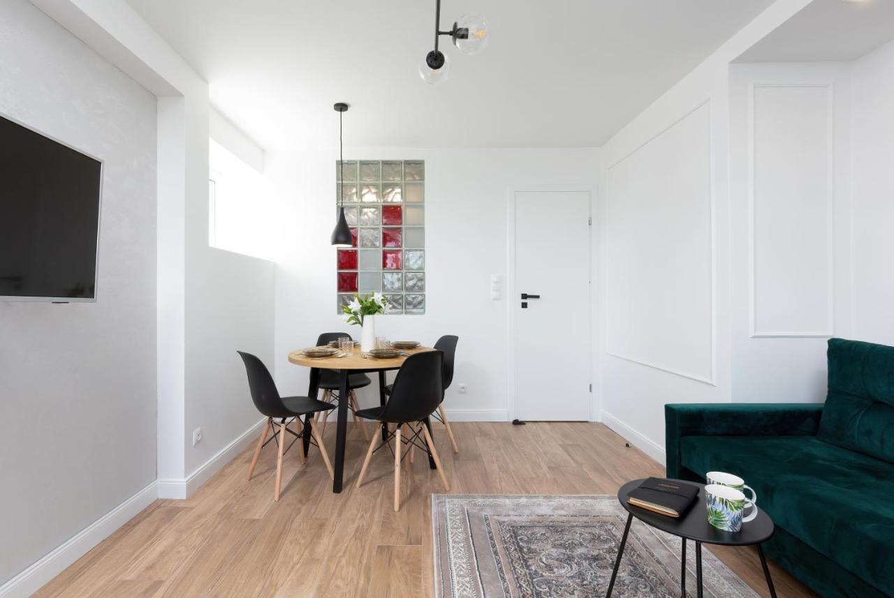 Metro Marymont Apartment By Noclegi Renters Warsaw Ngoại thất bức ảnh
