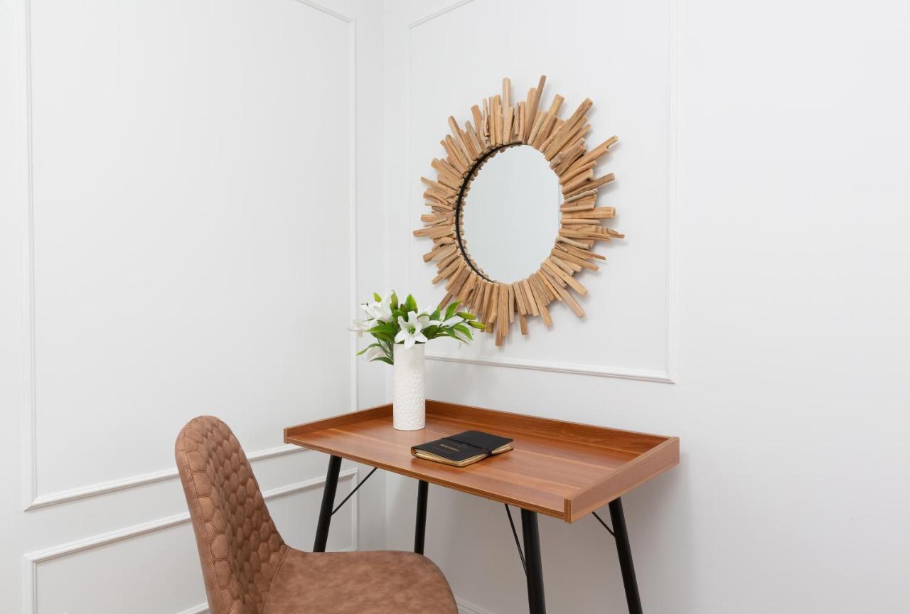 Metro Marymont Apartment By Noclegi Renters Warsaw Ngoại thất bức ảnh