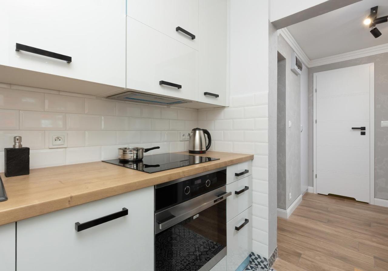 Metro Marymont Apartment By Noclegi Renters Warsaw Ngoại thất bức ảnh